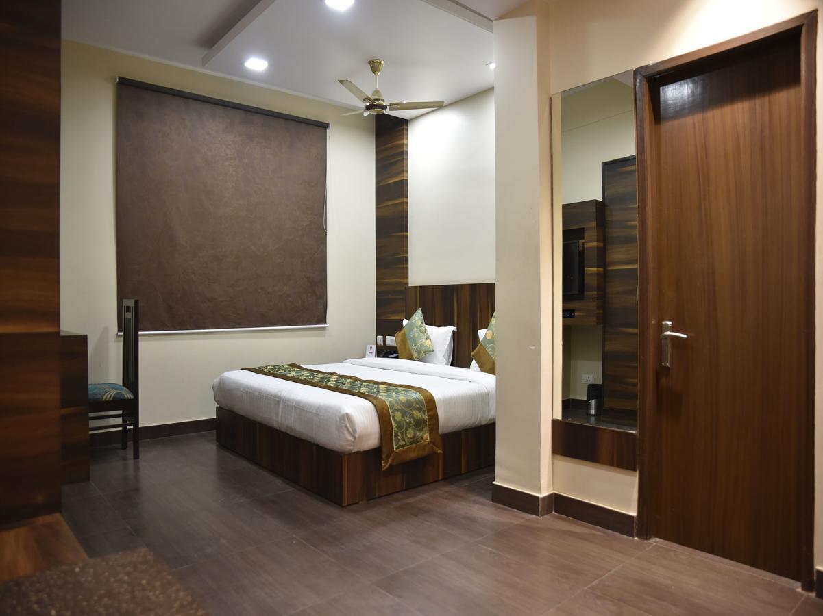 Hotel Rang Mahal Near Jaipur International Airport Exterior foto